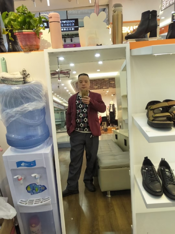 真诚征婚的第四张照片--福州相亲服务中心