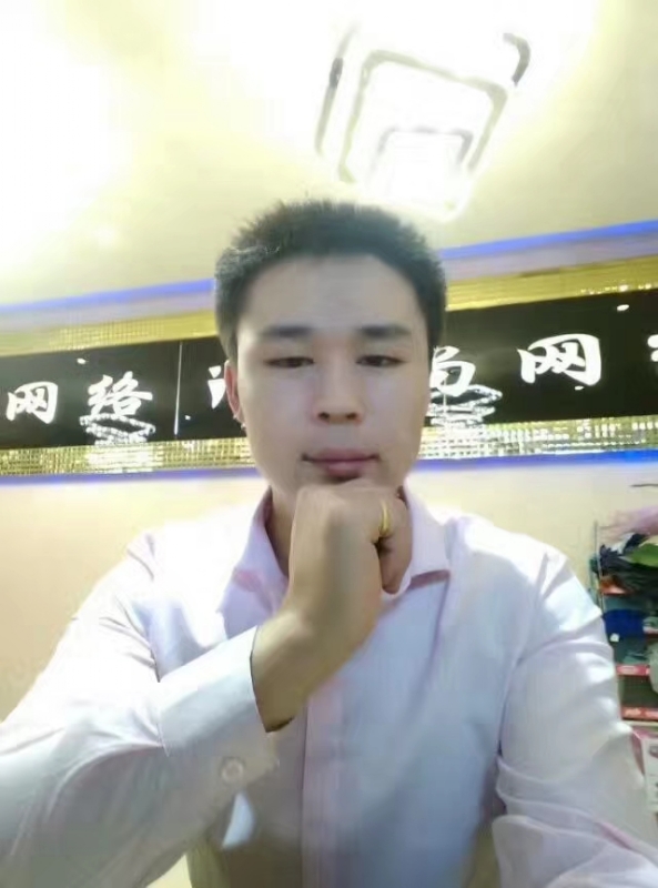 沉默寡言的第一张照片--福州相亲服务中心