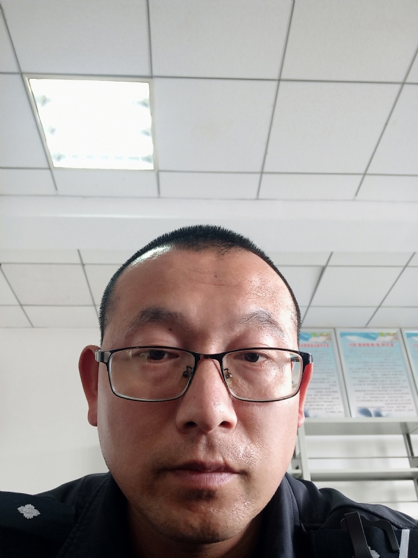 布鲁斯贺的第三张照片--福州相亲服务中心