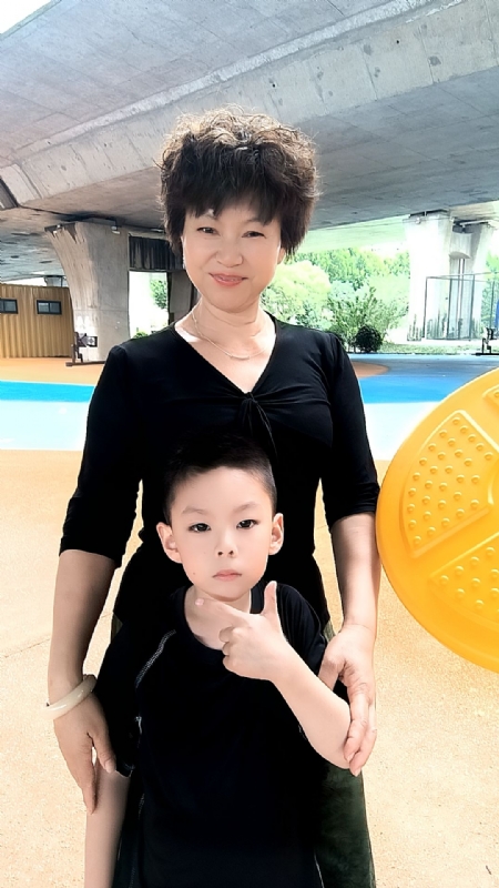 火凤凰的第二张照片--福州相亲服务中心