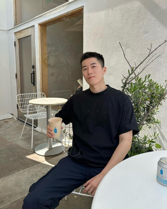VV的第二张照片--福州相亲服务中心
