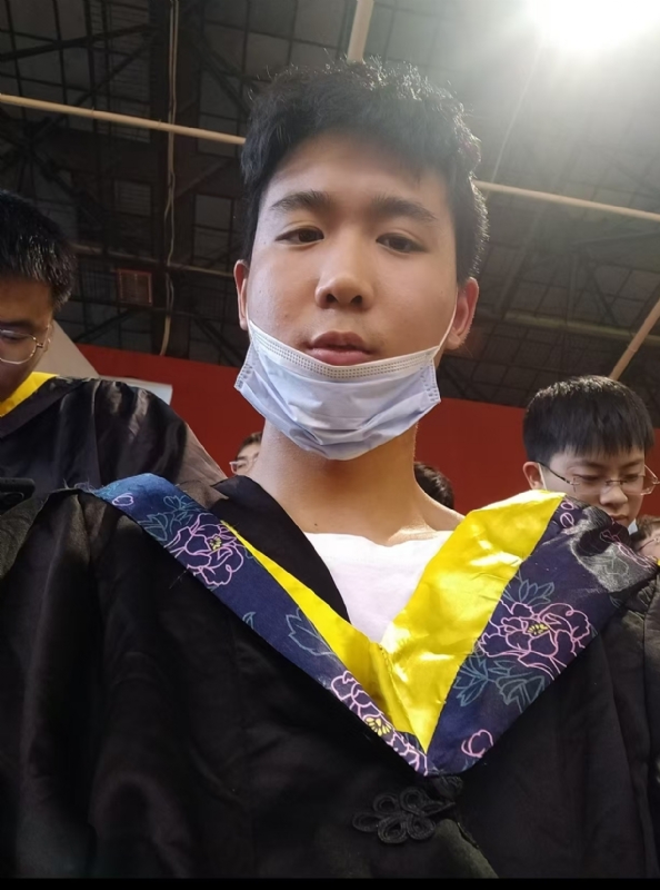 落落大方的第一张照片--福州相亲服务中心