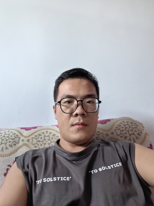 卫TF的第三张照片--福州相亲服务中心