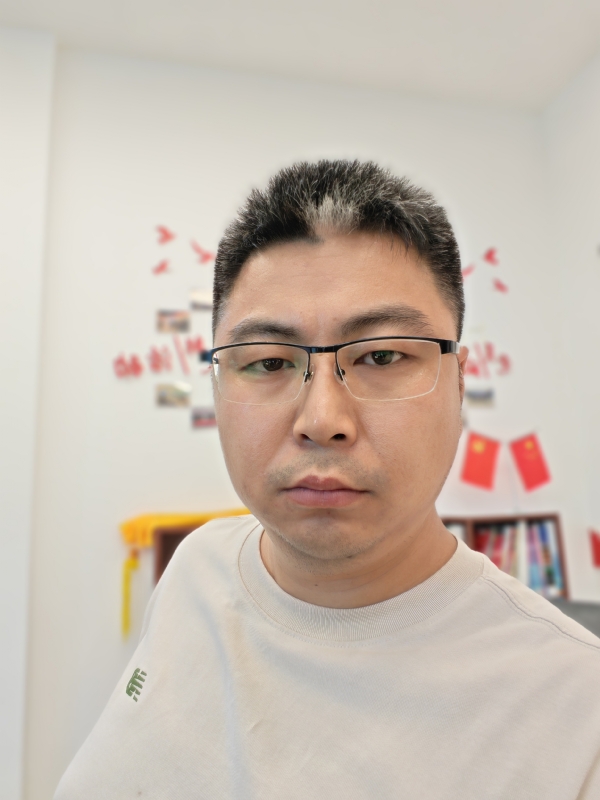 苦海寻舟的第一张照片--福州相亲服务中心