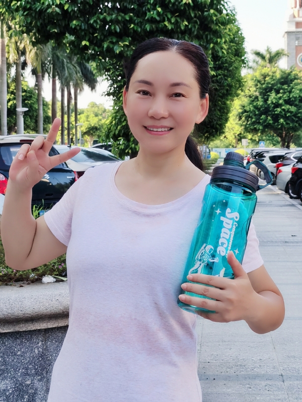 艳阳天的第三张照片--福州相亲服务中心