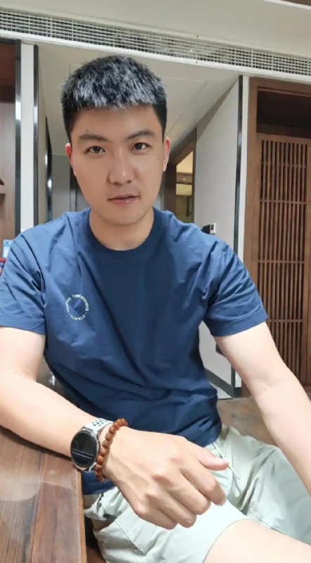 大鹏展翅的第二张照片--福州相亲服务中心