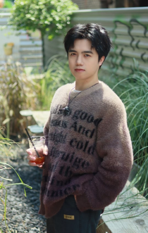 檐下雨的第二张照片--福州相亲服务中心