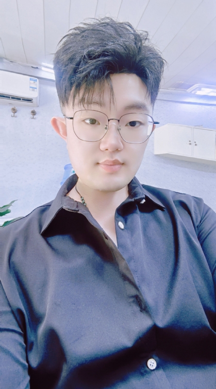 赵财进宝的第二张照片--福州相亲服务中心