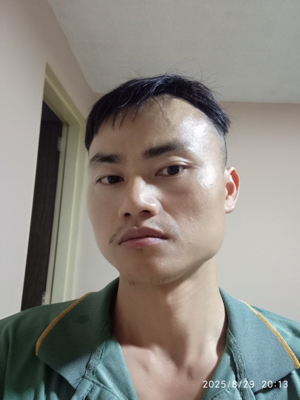 自简的第二张照片--福州相亲服务中心